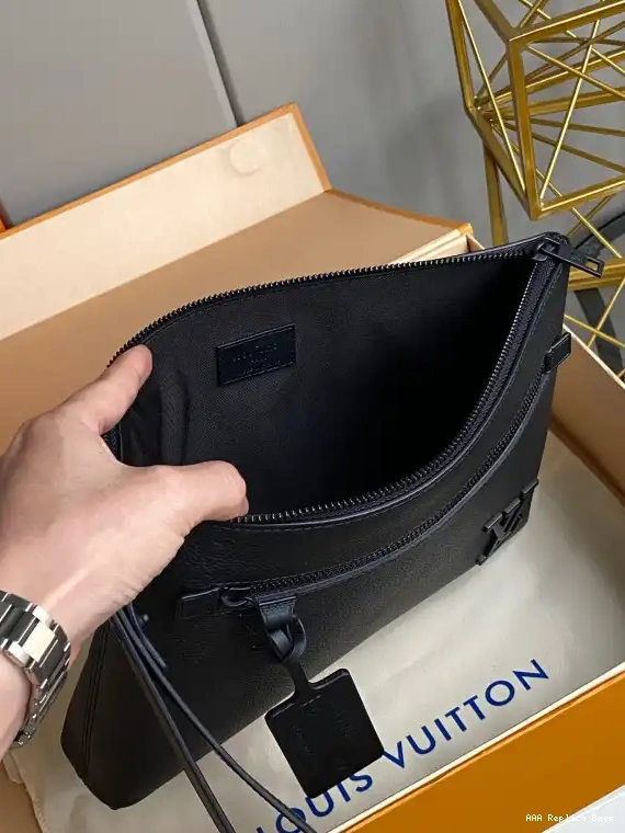 Aaa replica bags VUITTON IPAD LOUIS POUCH 0528